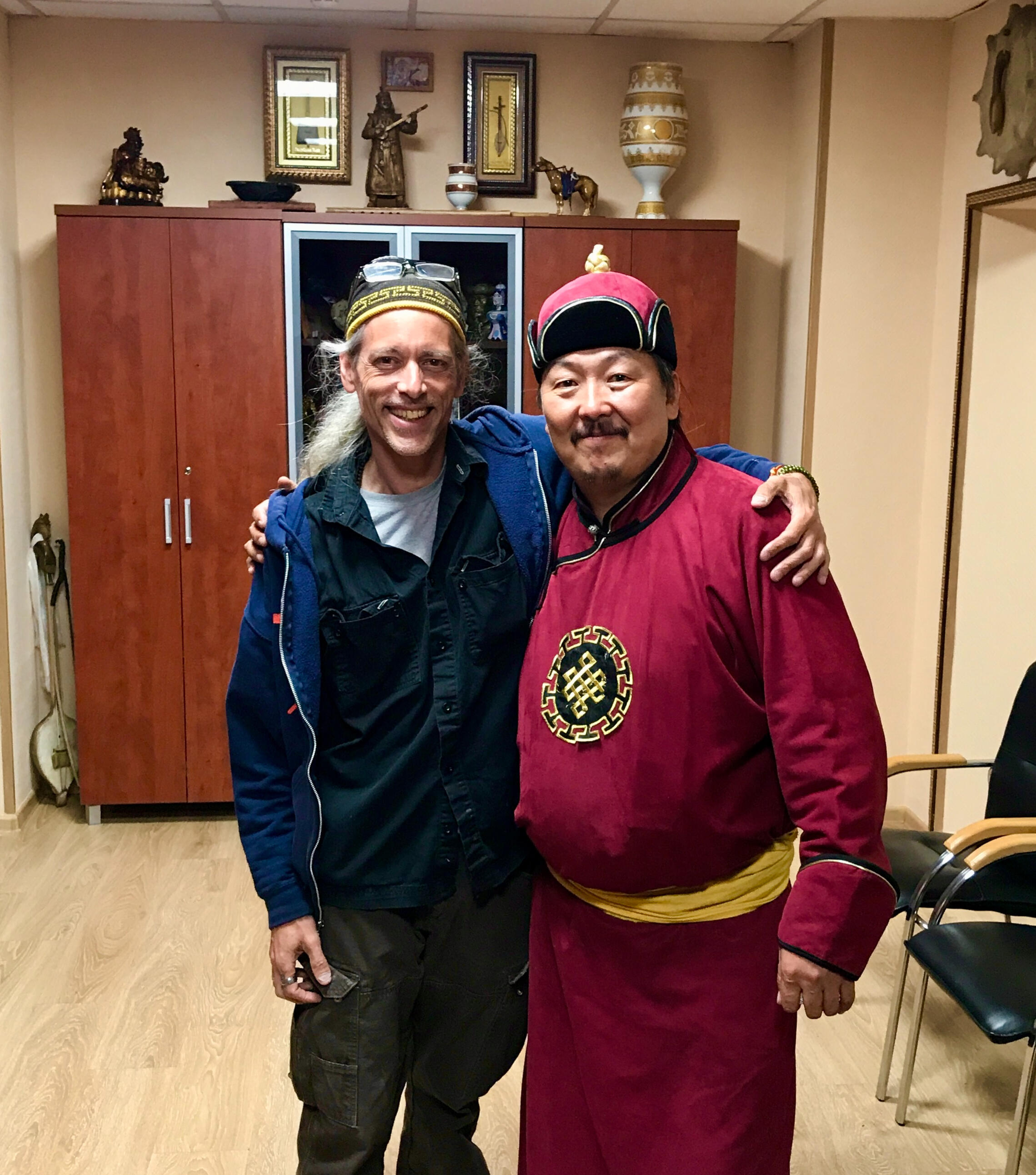 PHOTO OF THE AUTHOR WITH THROAT SINGER ANDREI MONGUSH